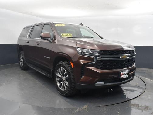 2023 Chevrolet Suburban LS