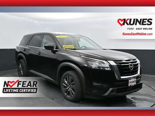 2024 Nissan Pathfinder S