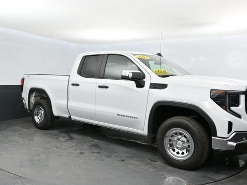 2025 GMC Sierra 1500 Pro