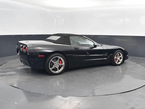 2000 Chevrolet Corvette Base