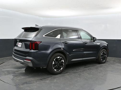 Gravity Gray 2024 Kia Sorento S