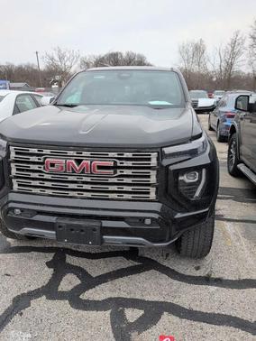 2024 GMC Canyon Denali