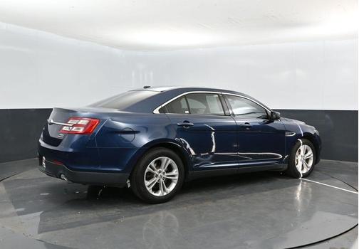 2017 Ford Taurus SEL