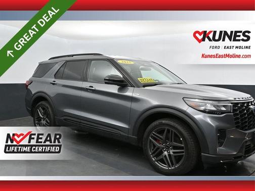 Gray Metallic 2025 Ford Explorer ST-Line