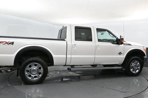 White Platinum Clearcoat Metallic 2016 Ford F-350 Lariat Super Duty