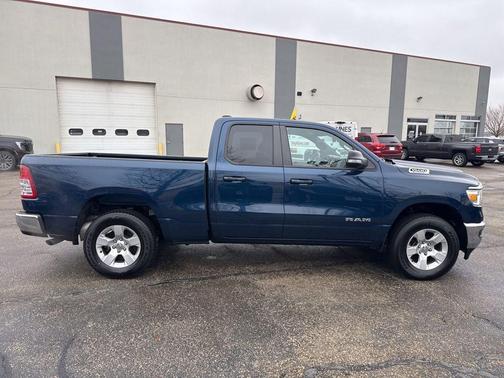 Patriot Blue Pearlcoat 2022 RAM 1500 Big Horn