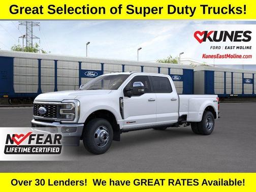 Star White 2026 Ford F-350 Lariat Super Duty