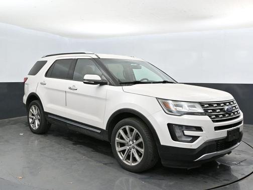 White Platinum Clearcoat Metallic 2017 Ford Explorer Limited