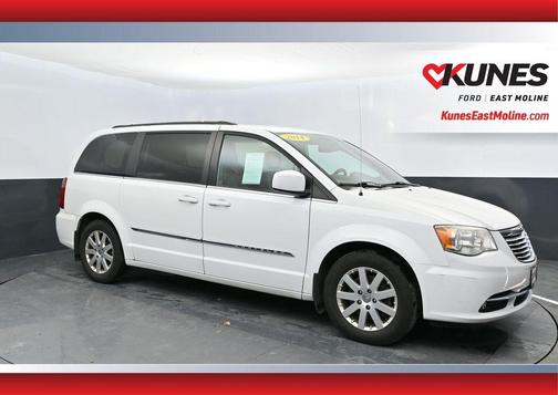 2014 Chrysler Town & Country Touring