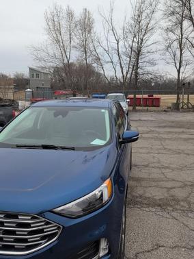 2023 Ford Edge Titanium