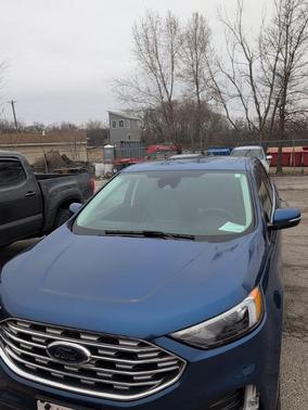 2023 Ford Edge Titanium