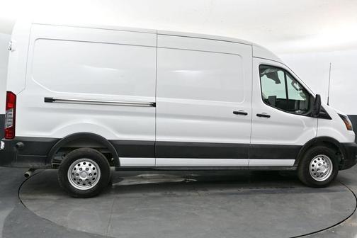 2026 Ford Transit-350 148 WB Medium Roof Cargo
