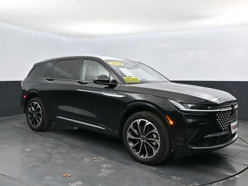 2024 Lincoln Nautilus Reserve