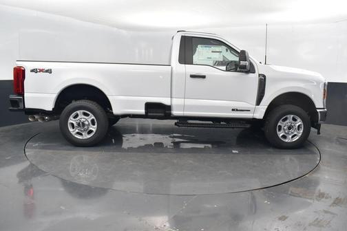 2026 Ford F-350 XLT