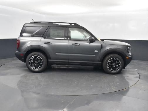 Carbonized Gray Metallic 2025 Ford Bronco Sport Outer Banks