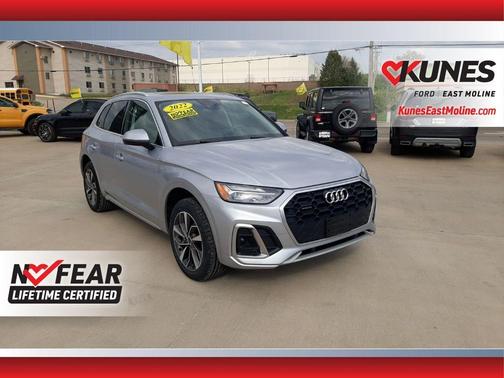 2022 Audi Q5 45 S line quattro Premium