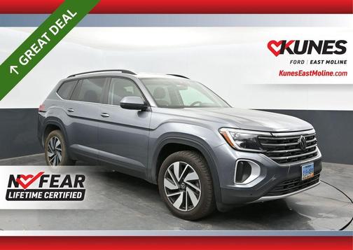 Platinum Gray Metallic 2025 Volkswagen Atlas 2.0T SE w/Technology