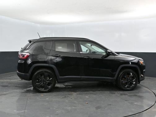 Diamond Black 2020 Jeep Compass Altitude