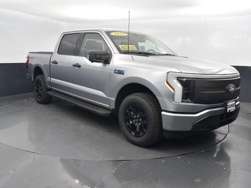 2025 Ford F-150 Lightning XLT