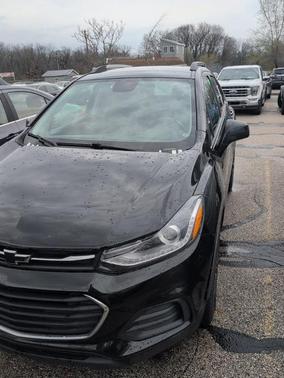 Mosaic Black Metallic 2020 Chevrolet Trax LT