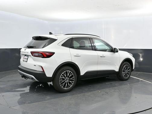 2025 Ford Escape PHEV