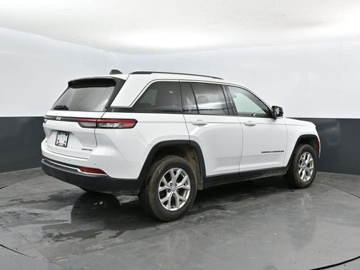 Bright White Clearcoat 2023 Jeep Grand Cherokee Limited