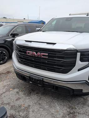 2025 GMC Sierra 1500 Pro
