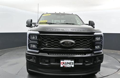 Agate Black Metallic 2026 Ford F-250 XLT