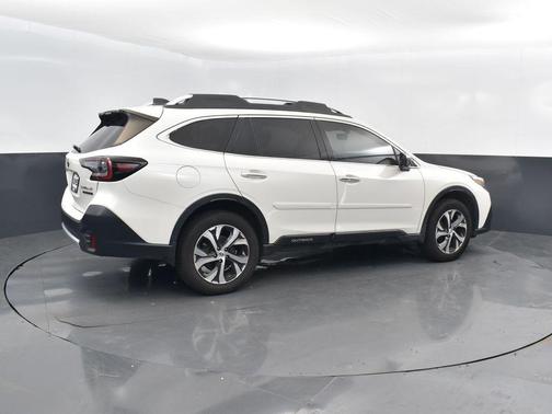 2021 Subaru Outback Touring XT