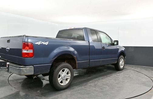 2004 Ford F-150 XL SuperCab