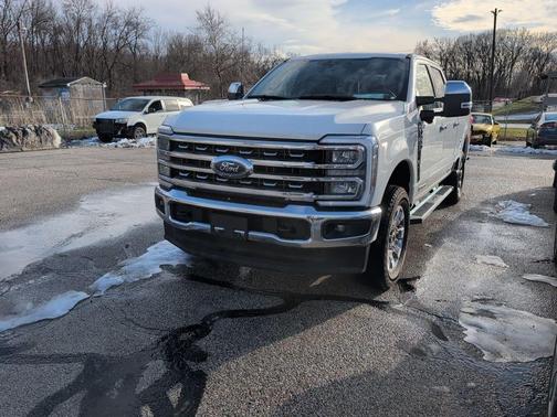 2025 Ford F-350 Lariat Super Duty