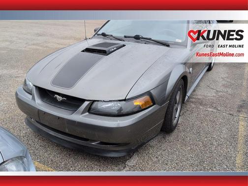 2004 Ford Mustang Mach I