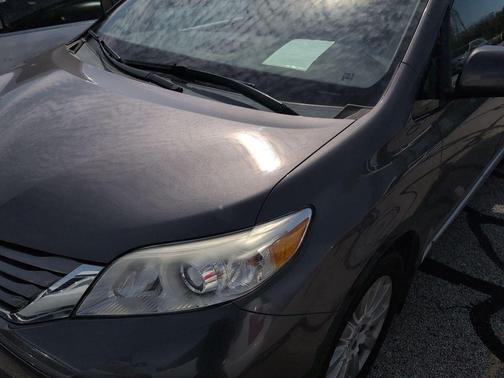 Predawn Gray Mica 2015 Toyota Sienna XLE