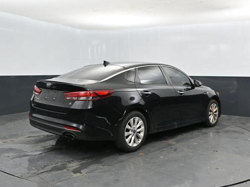 Ebony Black 2018 Kia Optima S