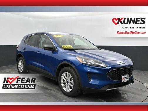 Atlas Blue Metallic 2022 Ford Escape SE