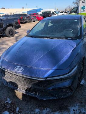 2025 Hyundai ELANTRA SEL Convenience