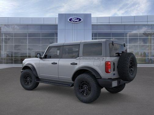 Avalanche Gray 2026 Ford Bronco Base