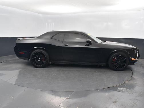 2014 Dodge Challenger SXT