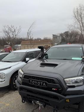 2016 Toyota Tacoma TRD Sport