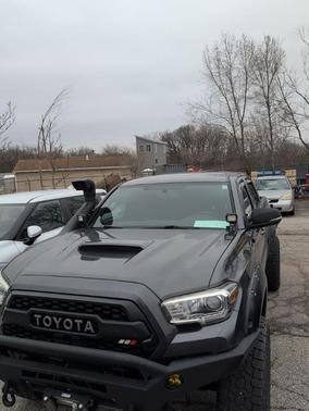 2016 Toyota Tacoma TRD Sport