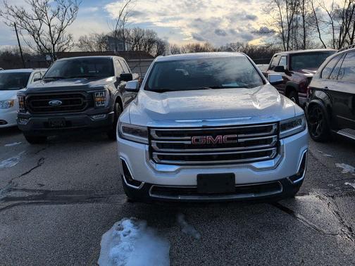 2020 GMC Acadia SLT