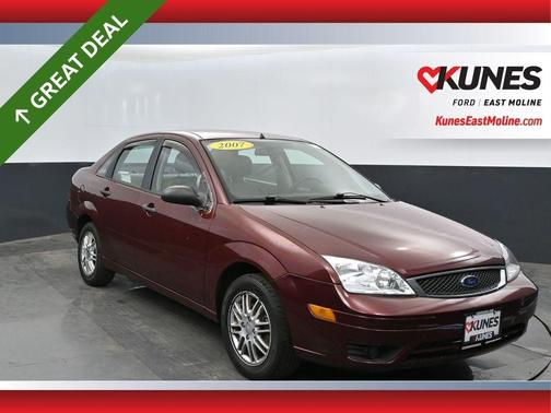 Maroon 2007 Ford Focus SE