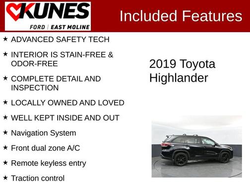 Midnight Black Metallic 2019 Toyota Highlander SE