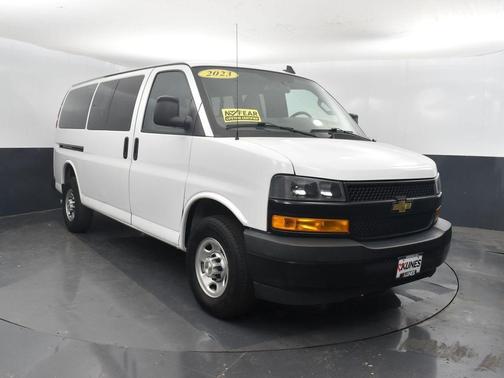 2023 Chevrolet Express 3500 LS
