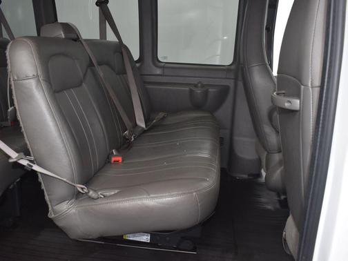 2023 Chevrolet Express 3500 LS