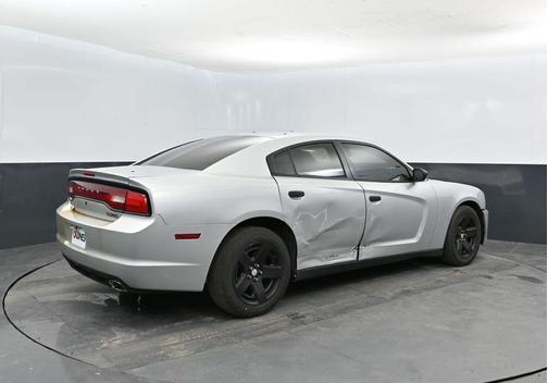 Bright Silver Clearcoat Metallic 2013 Dodge Charger Police