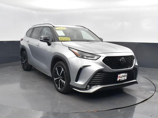 2021 Toyota Highlander XSE