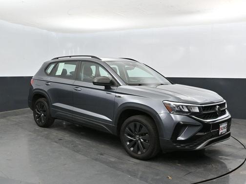Platinum Gray Metallic 2022 Volkswagen Taos 1.5T S