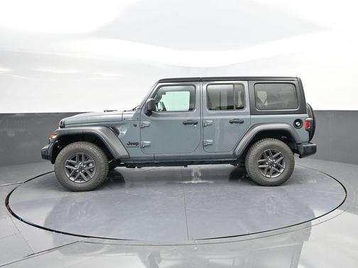 Anvil Clearcoat 2024 Jeep Wrangler Sport