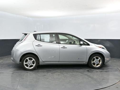 2012 Nissan Leaf SV